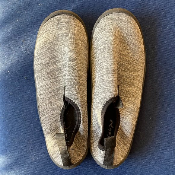 Cat and Jack Slipper Shoes - Picture 1 of 2